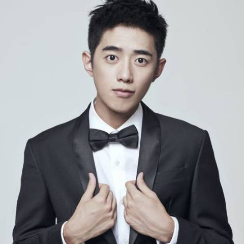 边江.刘暖暖刘暖暖李凯馨 饰