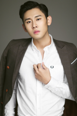 冉东阳年代:2010地区:中国大陆主演:康琳浠崔彬斌杨紫潘粤明林好类型