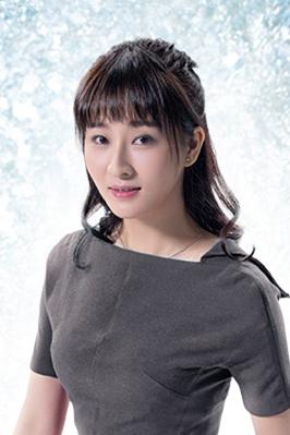 黄馨月扮演者
