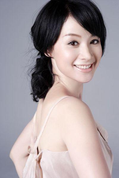 年代:2016地区:中国大陆主演:姚芊羽赵会南张经伟马灿灿方子哥杨青