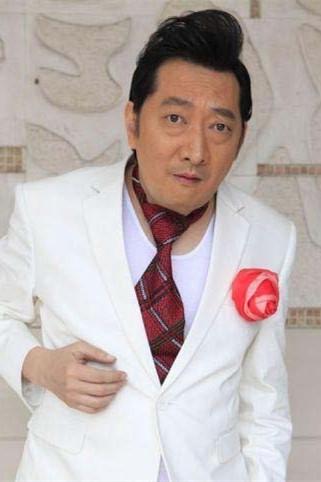 亿万懦夫巴颂介绍,亿万懦夫巴颂王劲松演的是谁 - 电视吧