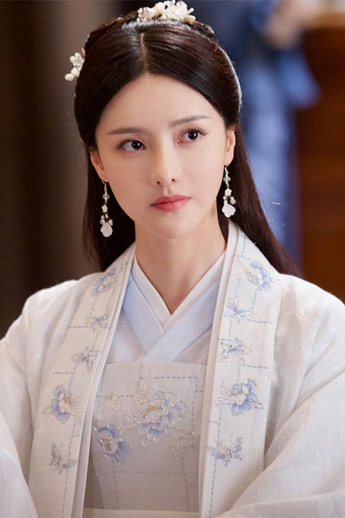 宸汐缘青瑶介绍,宸汐缘青瑶张芷溪演的是谁