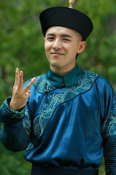 还珠格格之人儿何处归小凳子介绍,还珠格格之人儿何处归小凳子瞿澳晖