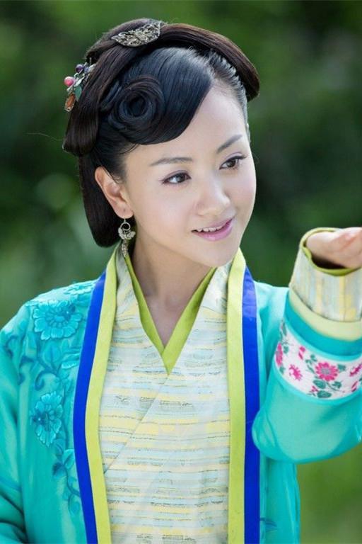 天问姑娘…杨蓉 饰小风筝杨蓉卖鸡专业户,长俊之妻…杨蓉 饰朱八姐