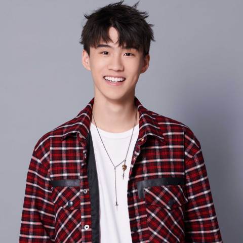 素察素察边天扬 饰