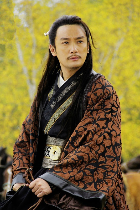 芈月传庸芮介绍,芈月传庸芮巩峥演的是谁